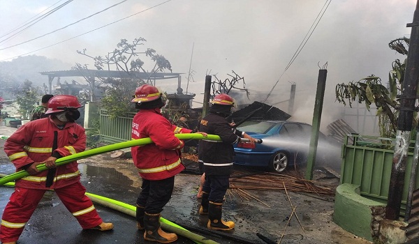 Kebakaran di Jalan PB Sudirman